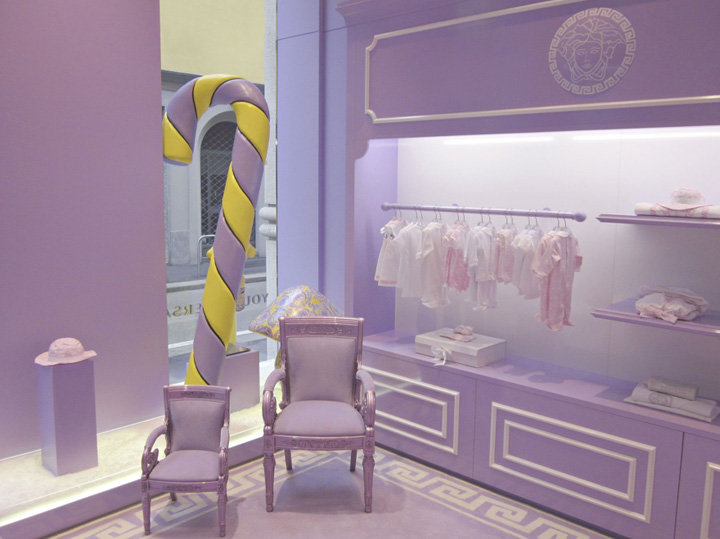 Young-Versace-1st-boutique-Milan-02.jpg