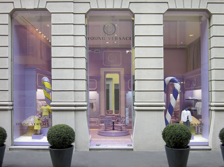 Young-Versace-1st-boutique-Milan-03.jpg