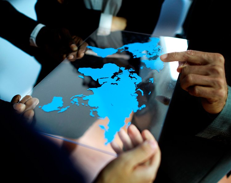 Международные переводы для бизнеса в 2025 году: экспертный взгляд