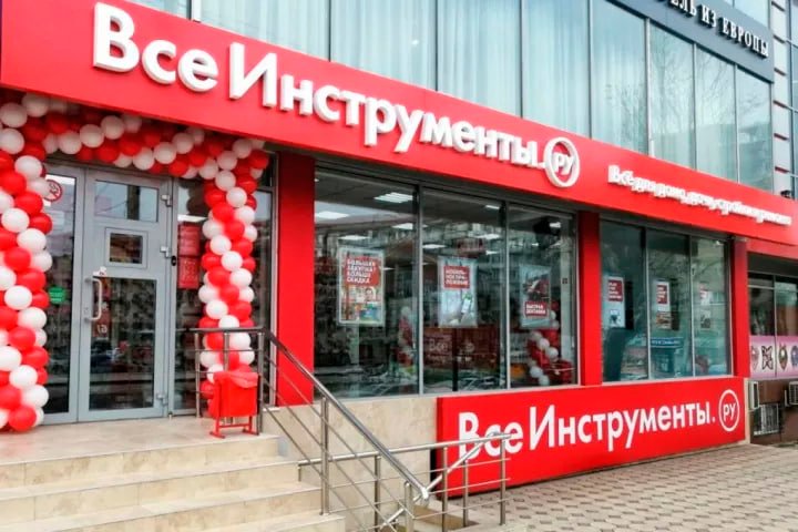 Кадровый календарь: как менялись команды российских компаний в 2025 году