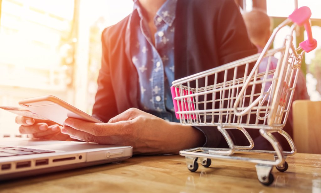 Итоги 1 квартала 2025 в e-commerce: как изменились средний чек, доля предоплаты, сроки доставки и выкуп