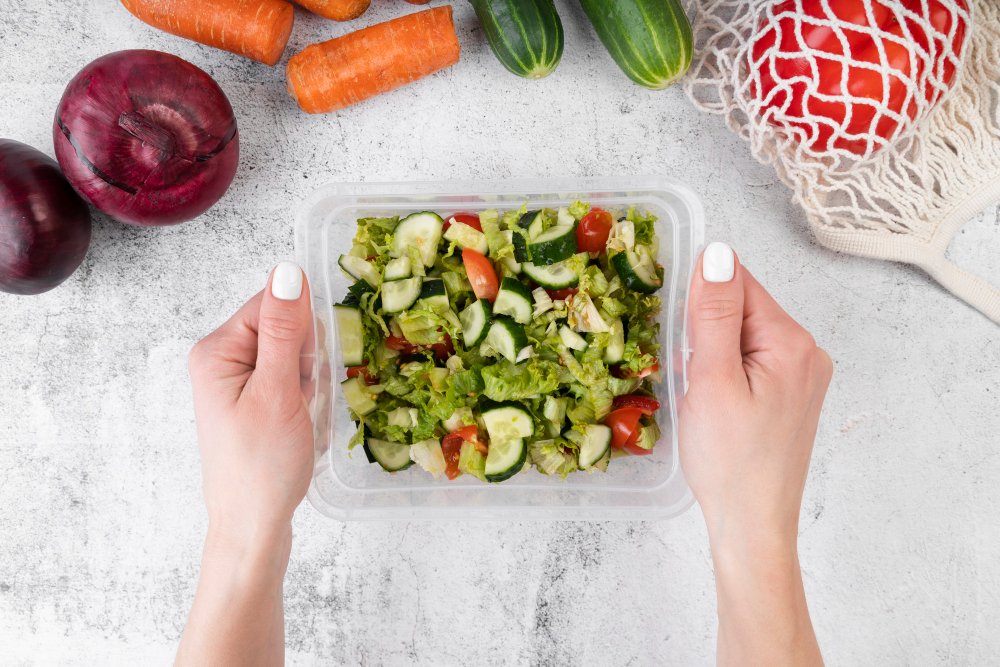 Рестораторы пожаловались на неравную конкуренцию с готовой едой в торговых сетях