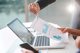 RWB поставила на паузу инвестиции и перераспределяет ресурсы