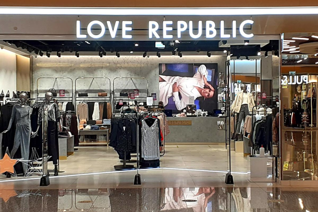 Love Republic открыла самый большой магазин в Уфе
