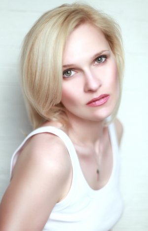 Екатерина Жданова_Связной.jpg Екатерина Жданова_Связной.jpg