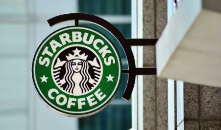 Starbucks снова возглавила рейтинг самых дорогих ресторанных брендов мира