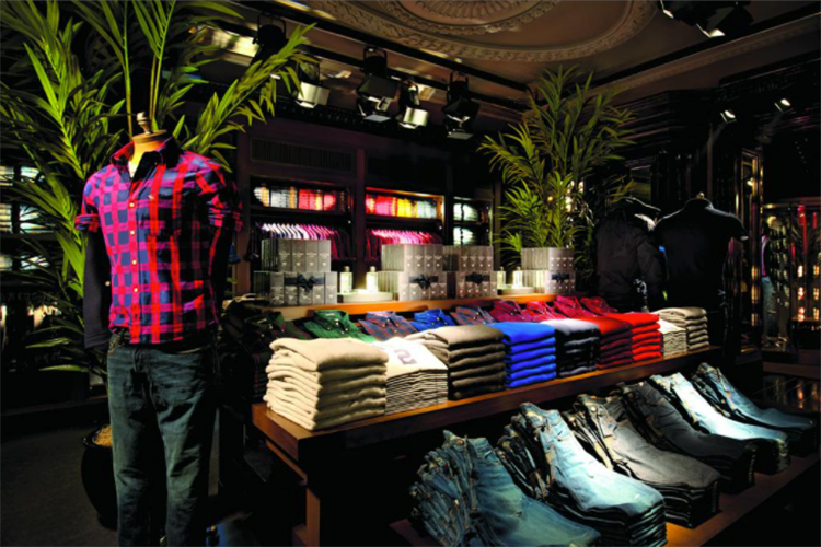 Как подчеркнуть статус бренда с помощью рекламных аудиороликов: опыт Кубик Медиа и lady & gentleman CITY Как подчеркнуть статус бренда с помощью рекламных аудиороликов: опыт Кубик Медиа и lady & gentleman CITY