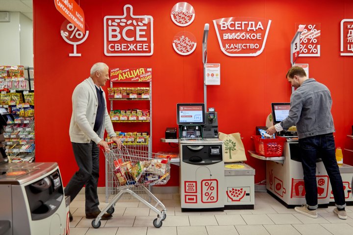 «Магнит» протестирует «умные» весы на кассах самообслуживания.jpeg