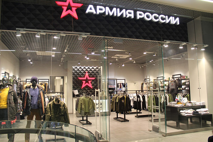 Самые стильные магазины: милитари и российские мотивы