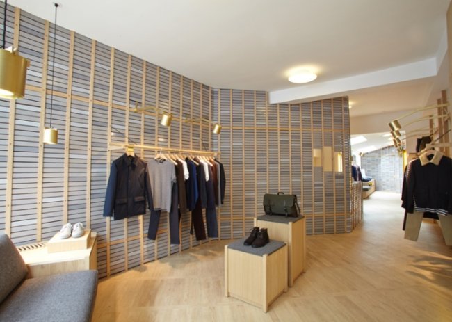 APC-store-by-Laurent-Deroo-London-UK-02.jpg