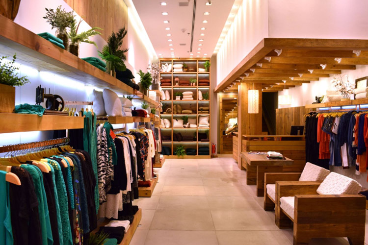Самые стильные магазины недели: очарование дерева и обаяние ар-деко