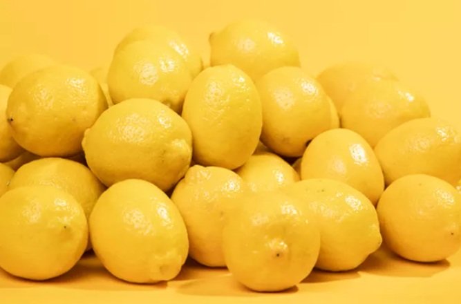 Цены на лимоны в России за год выросли на 22%