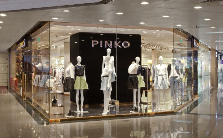 Pinko-boutique-by-Studio-Matteo-Colla-Guangzhou-China-01.jpg