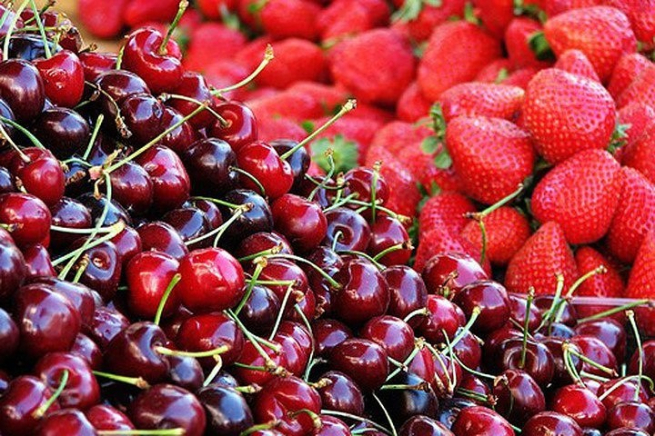 Исследование: какие сезонные ягоды предпочитают россияне