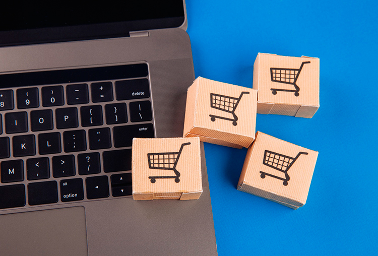 Почему ритейлерам стоит урезать рекламный бюджет в декабре и перенести его на январь: математика внимания