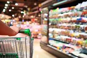На Дальнем Востоке в июне вырос спрос в продуктовом сегменте