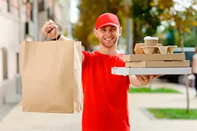 Сервисы доставки еды и продуктов опубликовали принципы этичного взаимодействия с курьерами