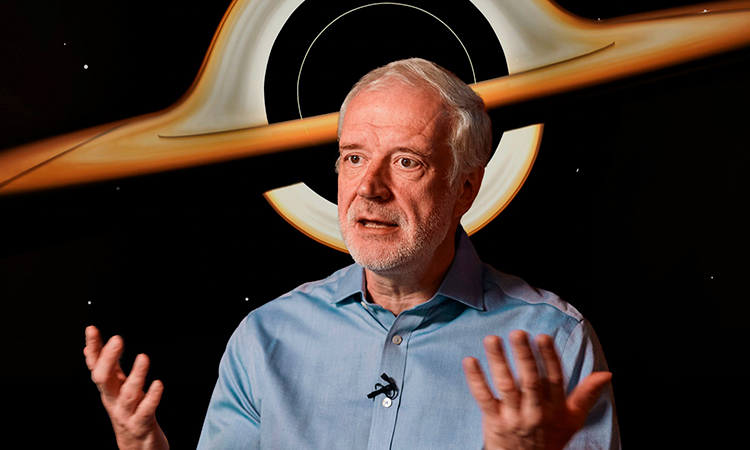 Кто сегодня зарабатывает миллионы на выступлениях: ТОП-5 спикеров России, которые меняют правила игры