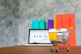 Россияне неоднозначно относятся к новому закону о маркетплейсах