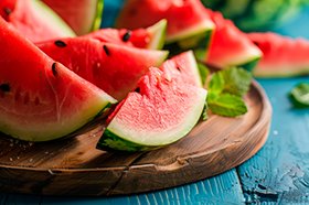 «ВкусВилл» продал 181 тонну арбузов и дынь за сутки