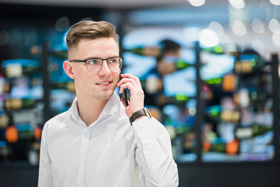 В салонах МегаФона появился виртуальный помощник