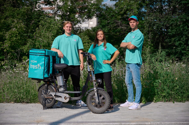 Ozon запустил услугу по клику курьером в регионах присутствия Ozon fresh