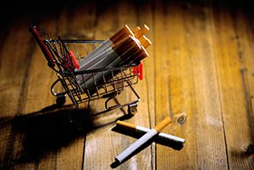 Власти планируют расширить запреты на продажу табака в РФ