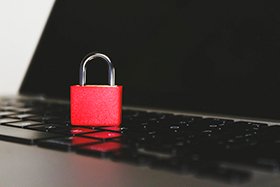 Доступ к Wildberries и еще семи ресурсам закрыт в Латвии