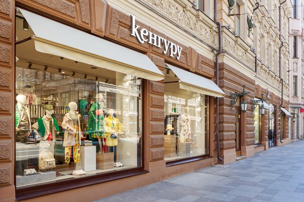 Cамый крупный салон «Кенгуру» открылся в Петербурге на месте магазина H&M (Фото)