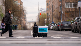 Роботы-курьеры «Яндекса» с помощью нейросети увеличили скорость доставки заказов на 10%
