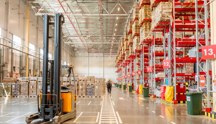 «Чижик» и «Пятёрочка» открыли в Кузбассе совместный распределительный центр