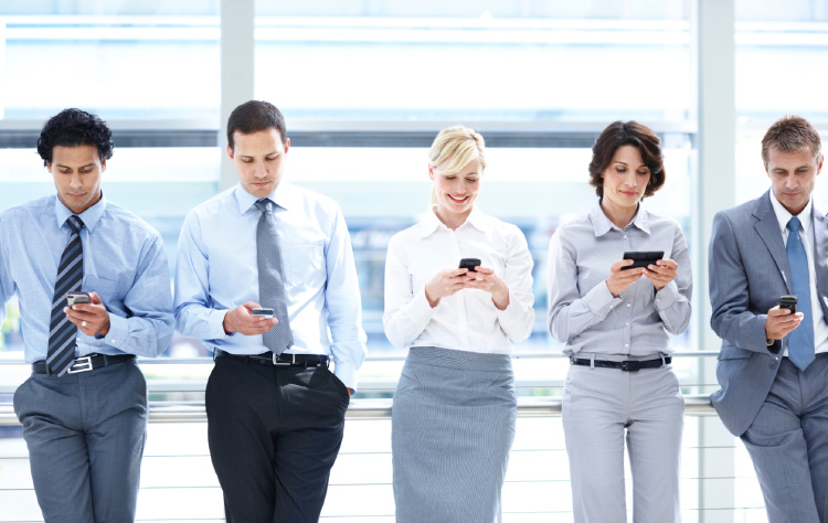 4 мобильных приложения, которые помогут найти сотрудника за один день
