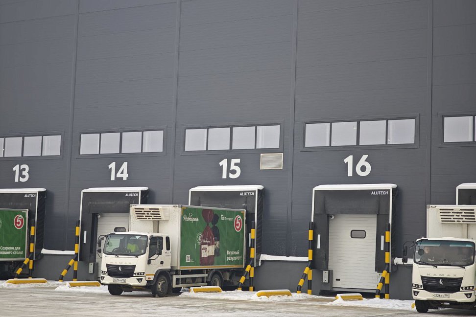 Х5 запустила первый на Дальнем Востоке РЦ «Пятёрочки» (ФОТО) - №2