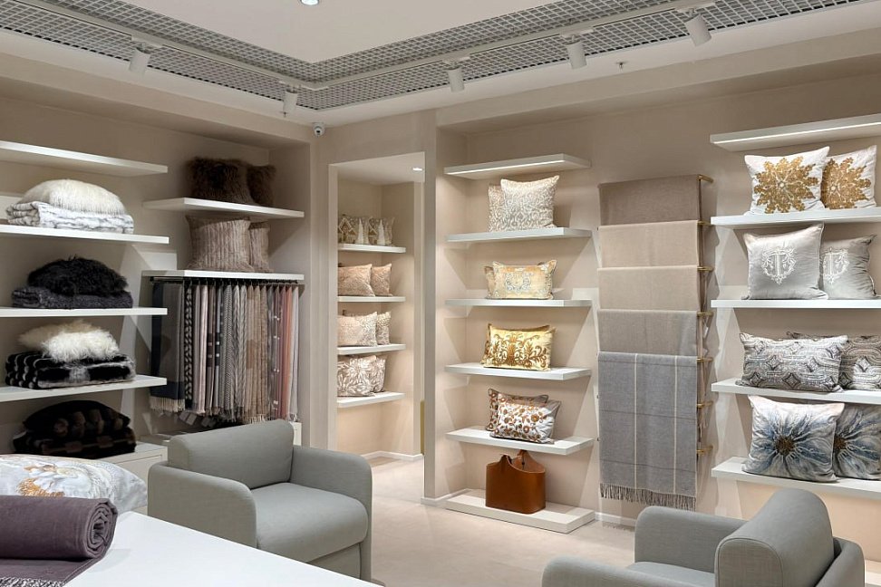 Togas открыл самый большой магазин в Петербурге (ФОТО) - №4